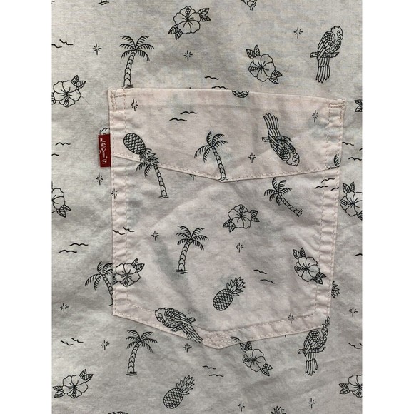Levi’s Hawaiian Shirt Men's Size XL Pink Palm Trees Flamingos Pineapples Short - Picture 8 of 11
